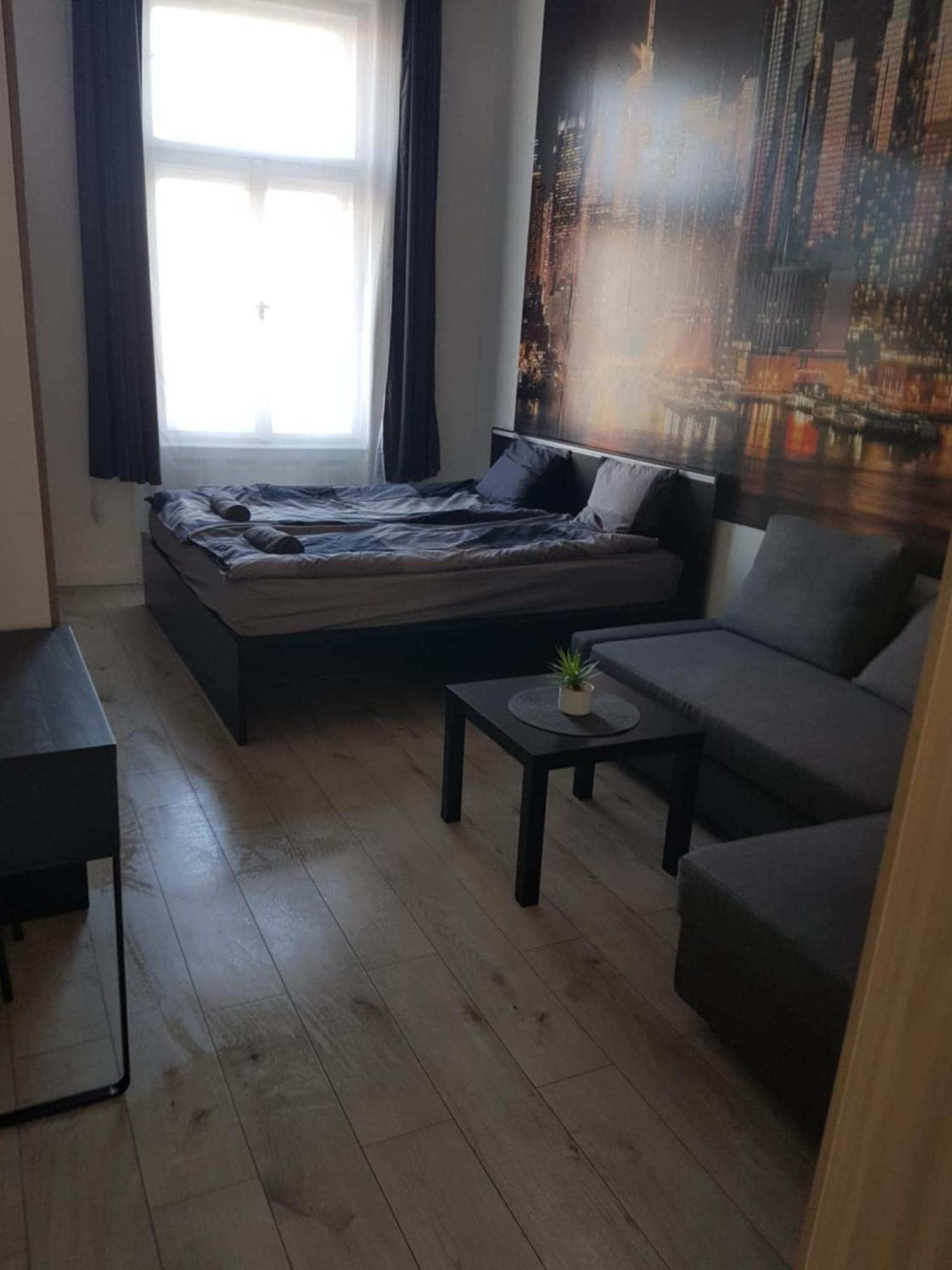 Apartment Arena Flat, Free Street Parking